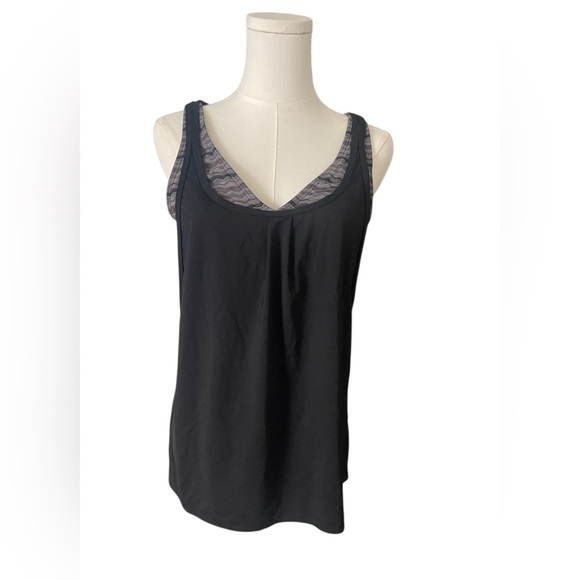 Athleta Black and Gray Activewear Top - Picture 2 of 8